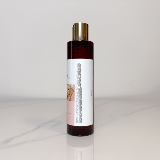 Flacone di shampoo per cani, ideale per manti secchi e cute sensibile