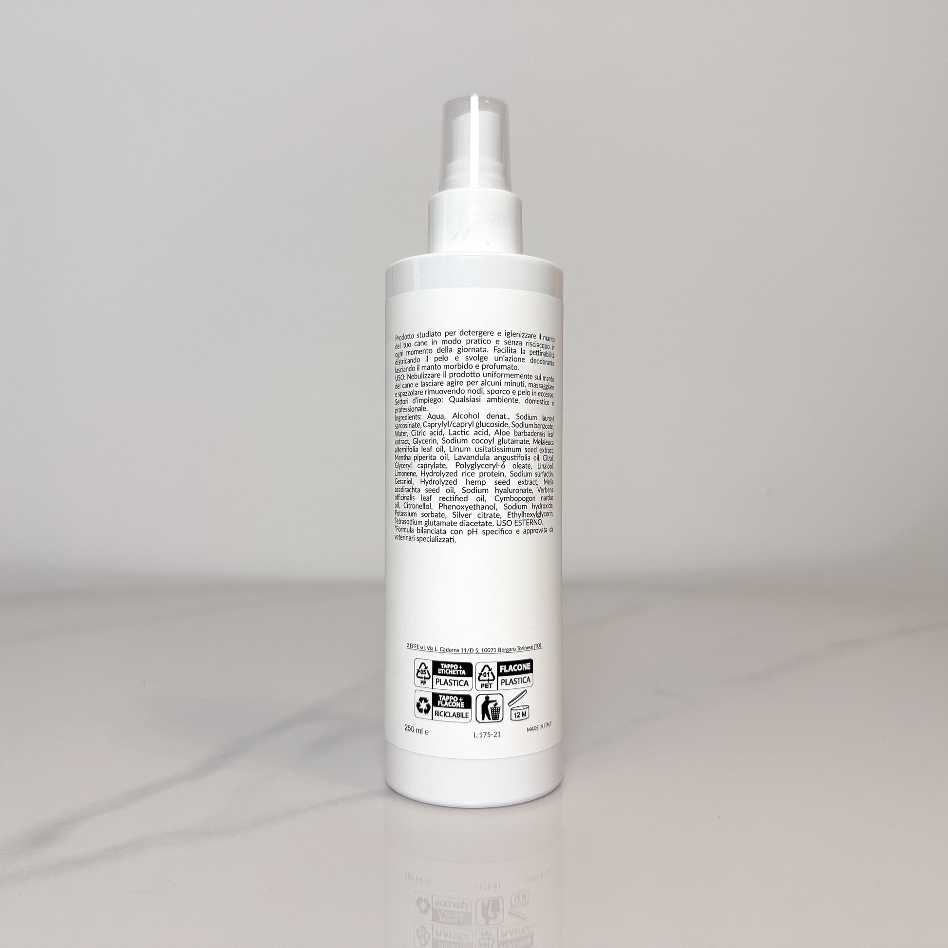 Shampoo lavaggio a secco naturale per cani, formula igienizzante e profumata