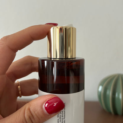 Flacone shampoo Tartufo Rosa, idratazione profonda per il pelo del cane