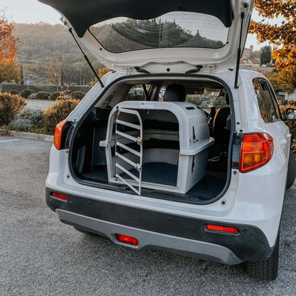 Design compatto del trasportino Armadillo per viaggi brevi e lunghi
